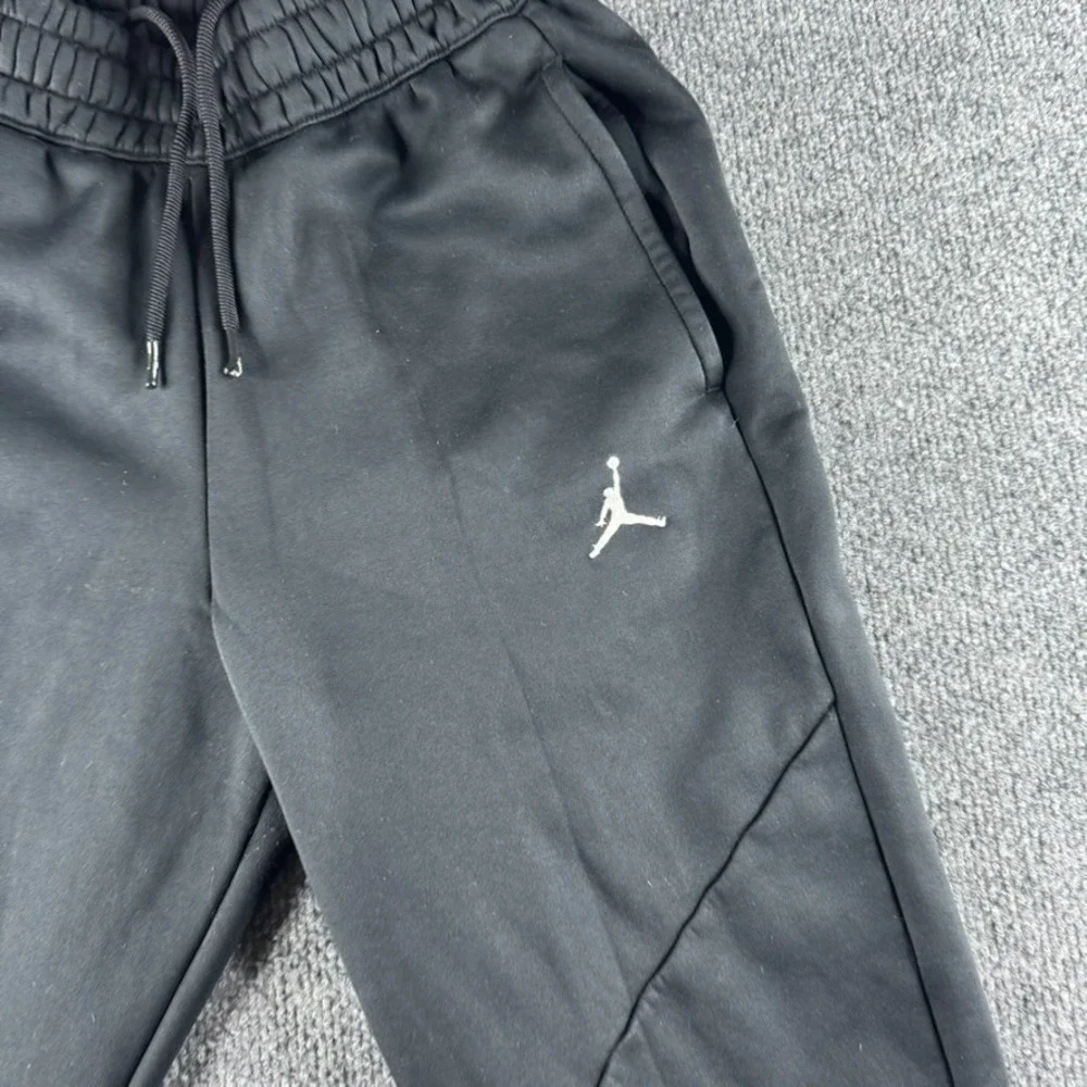 Nike Jordan Alpha Therma Pants Mens M Black Training Basketball Logo AR4309-010